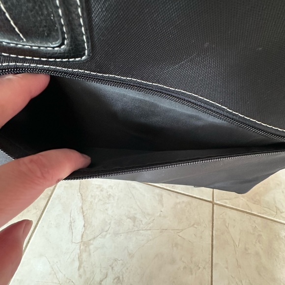 TARGUS Laptop Bag - Picture 4 of 13